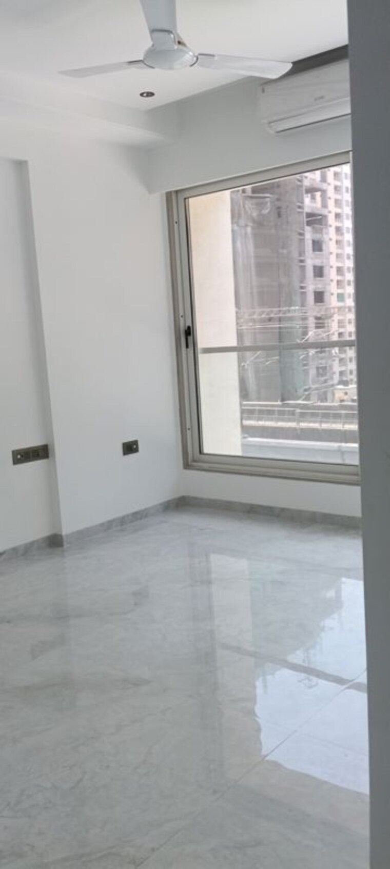 Bathroom, gurukrupa-dhyanam 3 Bedroom 1450 Sq.Ft. Apartment In Versova Mumbai 10417906