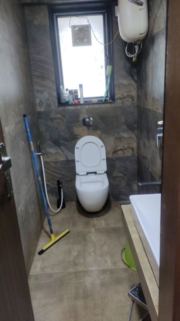 Bathroom, neumec-shreeji-towers 2.5 Bedroom 806 Sq.Ft. Apartment In Wadala East Mumbai 10633769