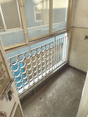 Balcony in 1 BHK Builder Floor at Chattarpur – for Rent