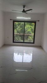 3 BHK + Servant Room 1200 Sq.Ft. Apartment in Magarpatta City Roystonea
