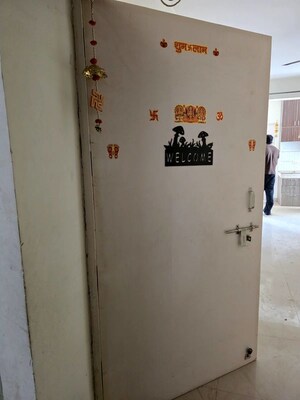 Building Lobby in 2 BHK Apartment at Suncity Avenue 102, Sector 102 – for Rent