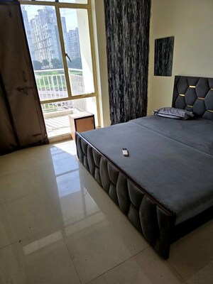 2 BHK Apartment For Rent in Suncity Avenue 102, Sector 102