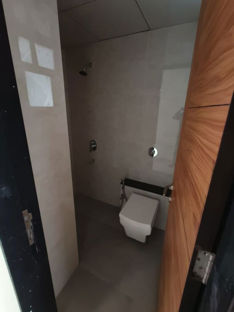 Bathroom, nirman-astropolis 2.5 Bedroom 1250 Sq.Ft. Apartment In Tathawade Pune 10633819