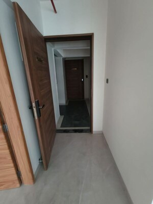 Room in 2.5 BHK Apartment at Nirman Astropolis, Tathawade – for Rent