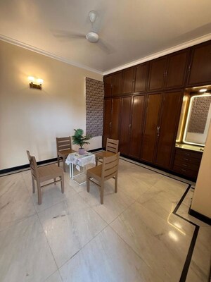 Living Room in 4 BHK Apartment at Unitech The World Spa, Sector 30 – for Sale