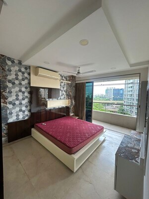 Master Bedroom in 2.5 BHK Apartment at Oberoi Realty Splendor, Andheri East – for Rent