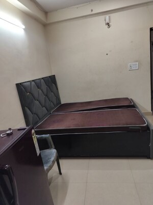 Furnished Amenities in 1 RK Builder Floor at Maidan Garhi – for Rent