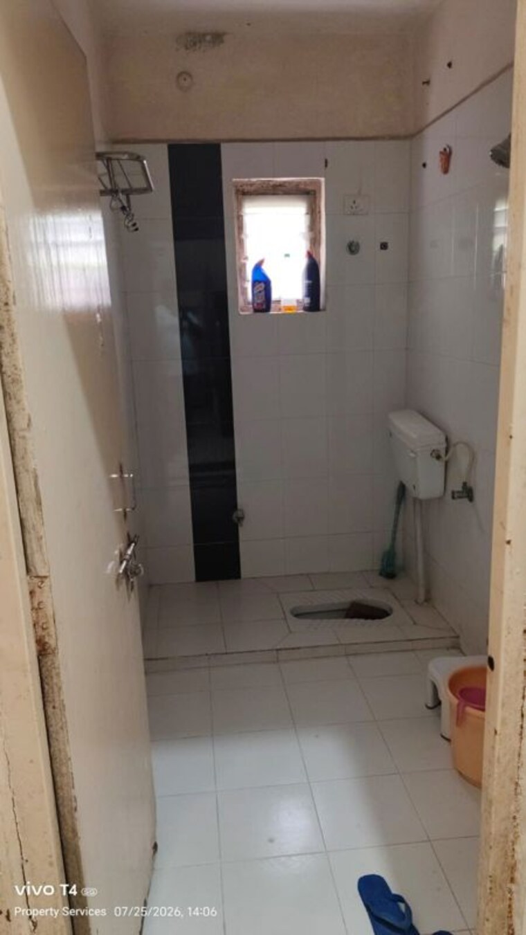 Bathroom, bagmugaliya 4 Bedroom 1350 Sq.Ft. Villa In Bagmugaliya Bhopal 10633890