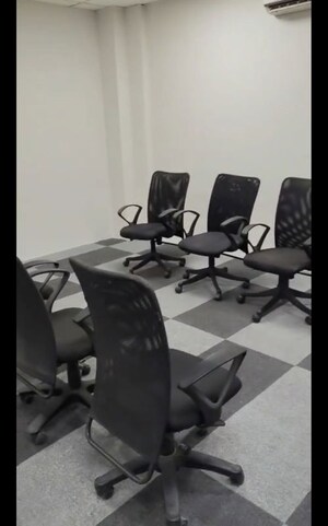  Office Space For Rent in Golf Course Extension