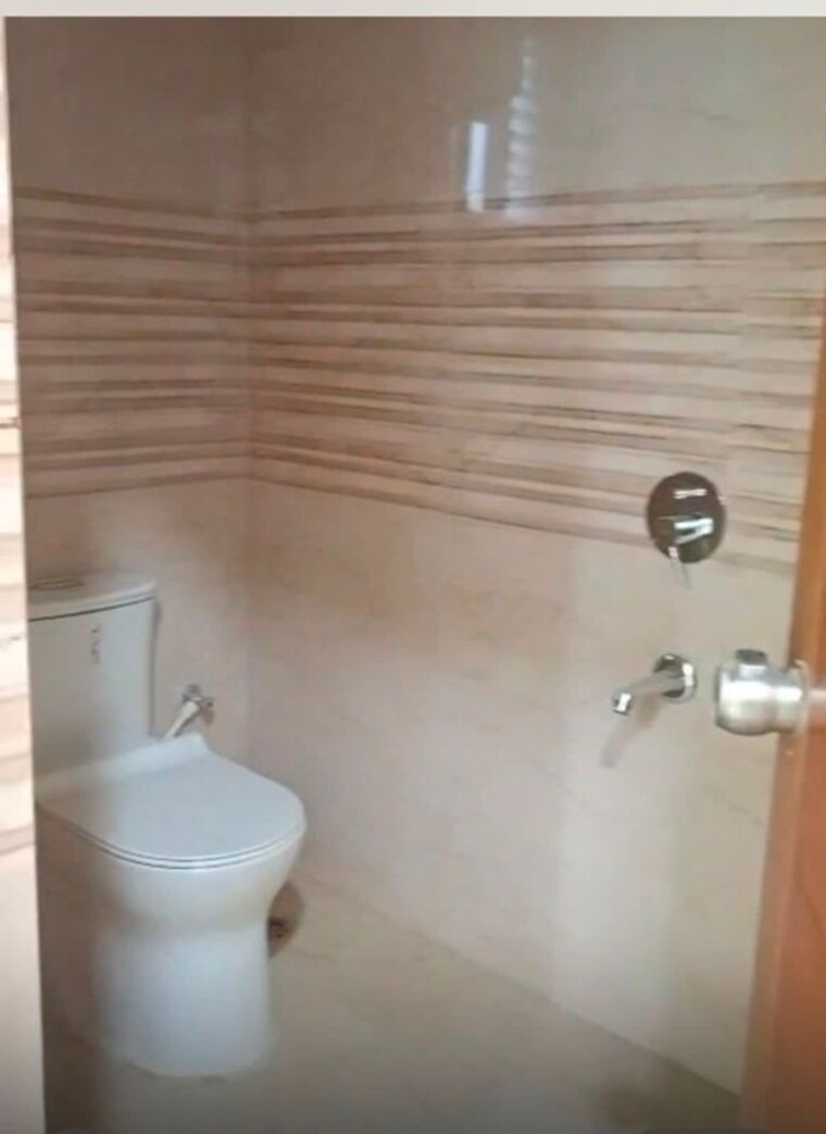 Bathroom, abode-aravindam 3 Bedroom 1828 Sq.Ft. Apartment In Tellapur Hyderabad 10633907