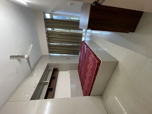Furnished Amenities in 2 BHK Apartment at Pyramid Square 67A, Sector 67 – for Rent