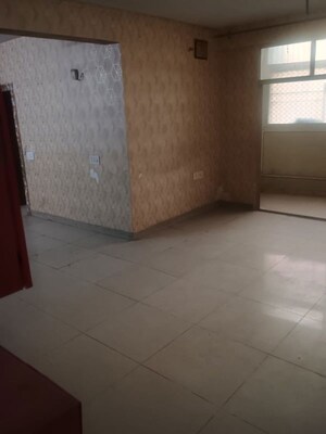 Room in 3 BHK Apartment at KDP Grand Savanna, Raj Nagar Extension – for Rent