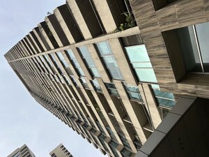 2.5 BHK Apartment – Exterior View View at Oberoi Realty Splendor, Andheri East - for Rent