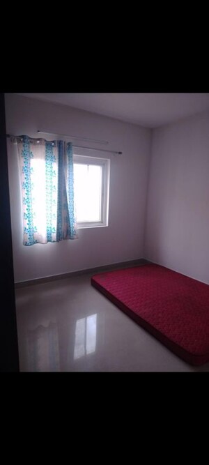 Room in 2 BHK Apartment at Ramky One North, Yelahanka – for Rent