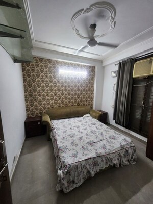 1 BHK Builder Floor For Rent in Neb Sarai