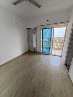 2 BHK Apartment For Rent in Gaur City 7th Avenue