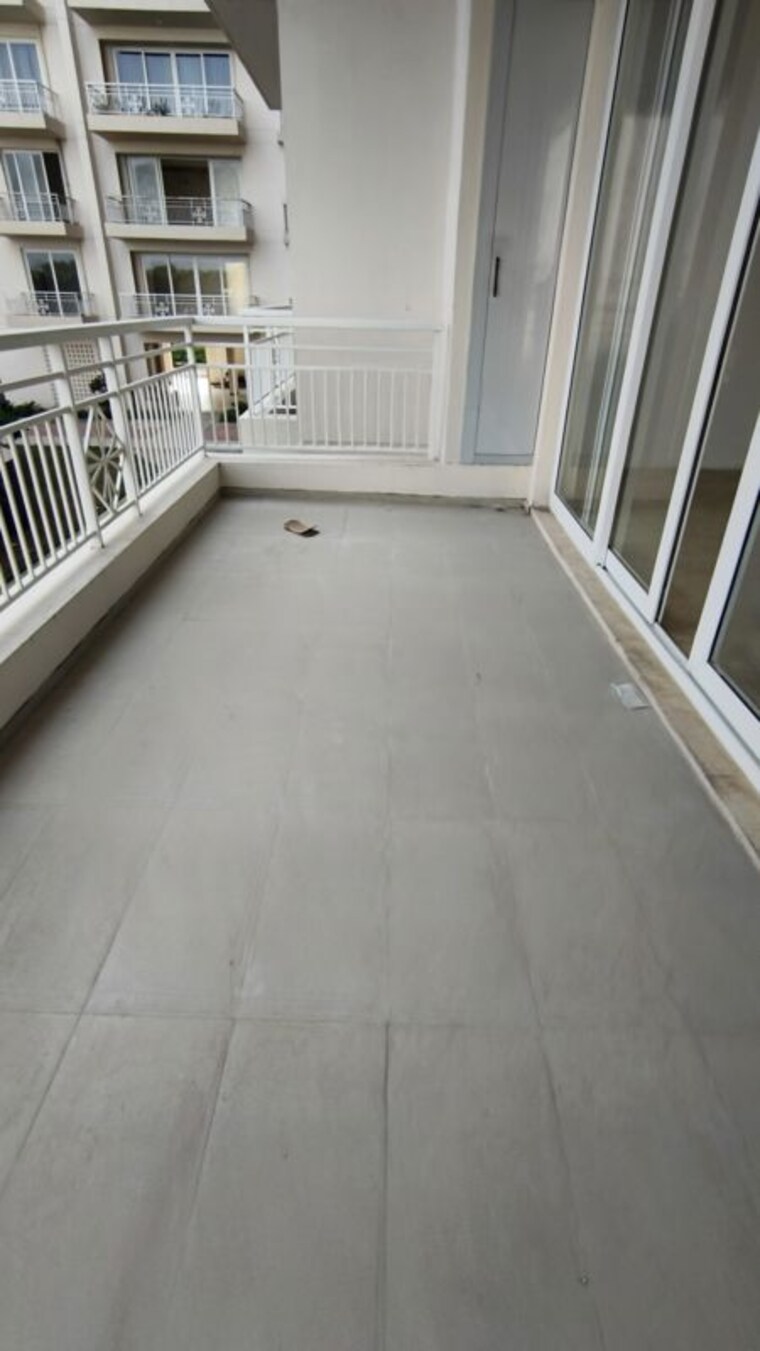 Balcony, vatika-sovereign-park 4 Bedroom 3360 Sq.Ft. Apartment In Sector 99 Gurgaon 10633997