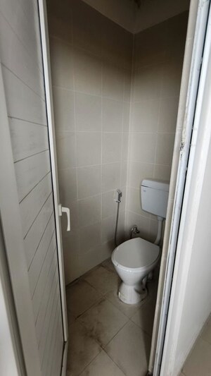 Bathroom in 4 BHK Apartment at Vatika Sovereign Park, Sector 99 – for Rent