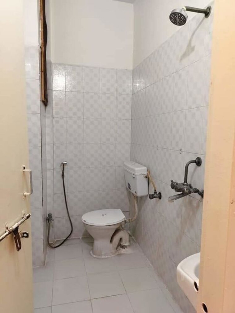 Bathroom, hoshangabad 4 Bedroom 1430 Sq.Ft. Villa In Hoshangabad Bhopal 10634000