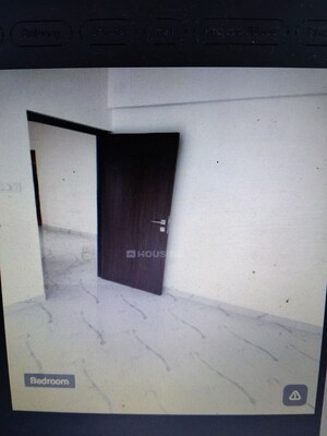 Room in 2 BHK Apartment at Raymond Ten X Habitat, Pokhran Road No Two – for Rent