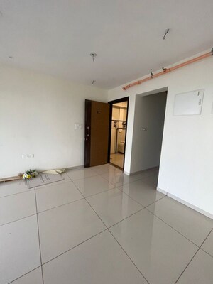 Room in 2 BHK Apartment at Chandak 34 Park Estate, Goregaon West – for Rent