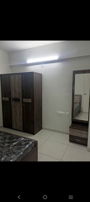 Room in 2 BHK Apartment at Sun Footprints, Shela – for Rent