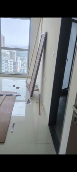 Team Area in 3 BHK Apartment at Runwal Nirvana, Parel – for Rent