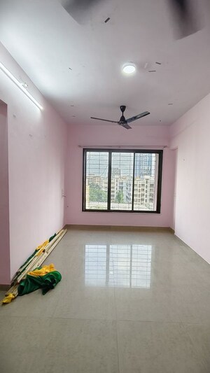 Room in 1 BHK Apartment at Riddhi Garden, Malad East – for Rent