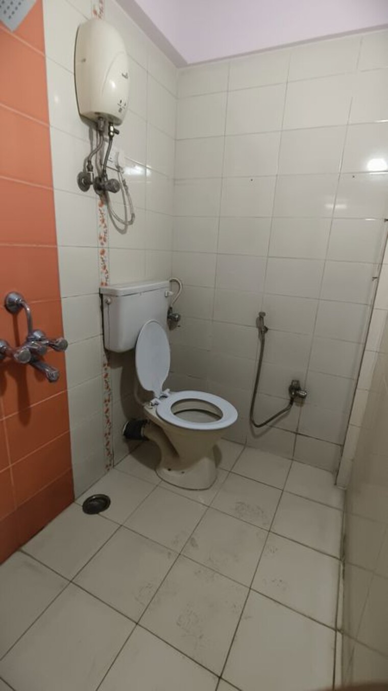 Bathroom, riddhi-garden 1 Bedroom 645 Sq.Ft. Apartment In Malad East Mumbai 10634090