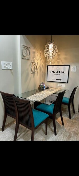 Team Area in 2 BHK Apartment at Shams Palace, Bandra West – for Rent