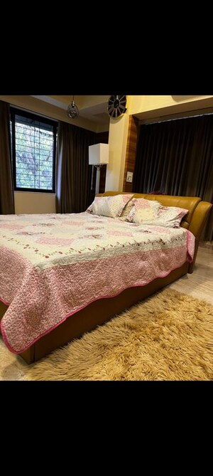 Bedroom in 2 BHK Apartment at Shams Palace, Bandra West – for Rent