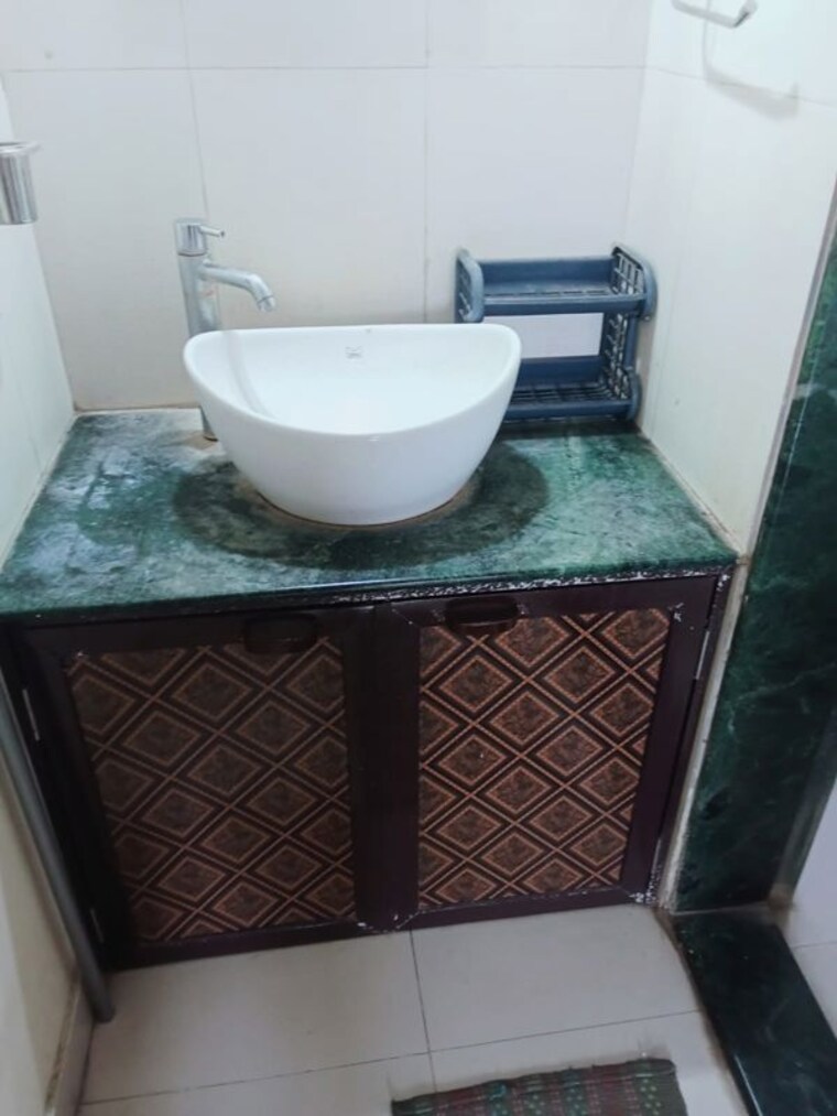Bathroom, puranik-city 2 Bedroom 750 Sq.Ft. Apartment In Kasarvadavali Thane 10634106