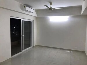 Room in 2 BHK Apartment at M3M Woodshire, Sector 107 – for Sale