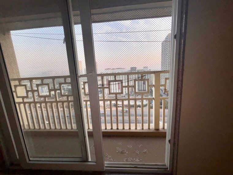 Balcony, paradise-lifespaces-sai-world-city 3 Bedroom 1600 Sq.Ft. Apartment In New Panvel Navi Mumbai 10634114