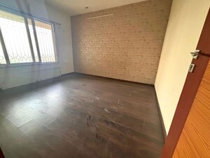 Room in 3 BHK Apartment at Paradise Lifespaces Sai World City, New Panvel – for Sale