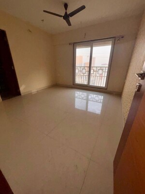 Room in 3 BHK Apartment at Paradise Lifespaces Sai World City, New Panvel – for Sale