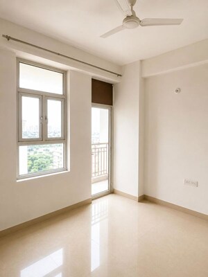 Room in 2 BHK Apartment at Shree Vardhman Mantra, Sector 67 – for Rent