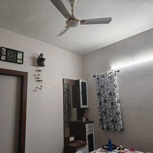 Room in 2 BHK Apartment at Jagdish Nagar CHS, Aundh – for Rent
