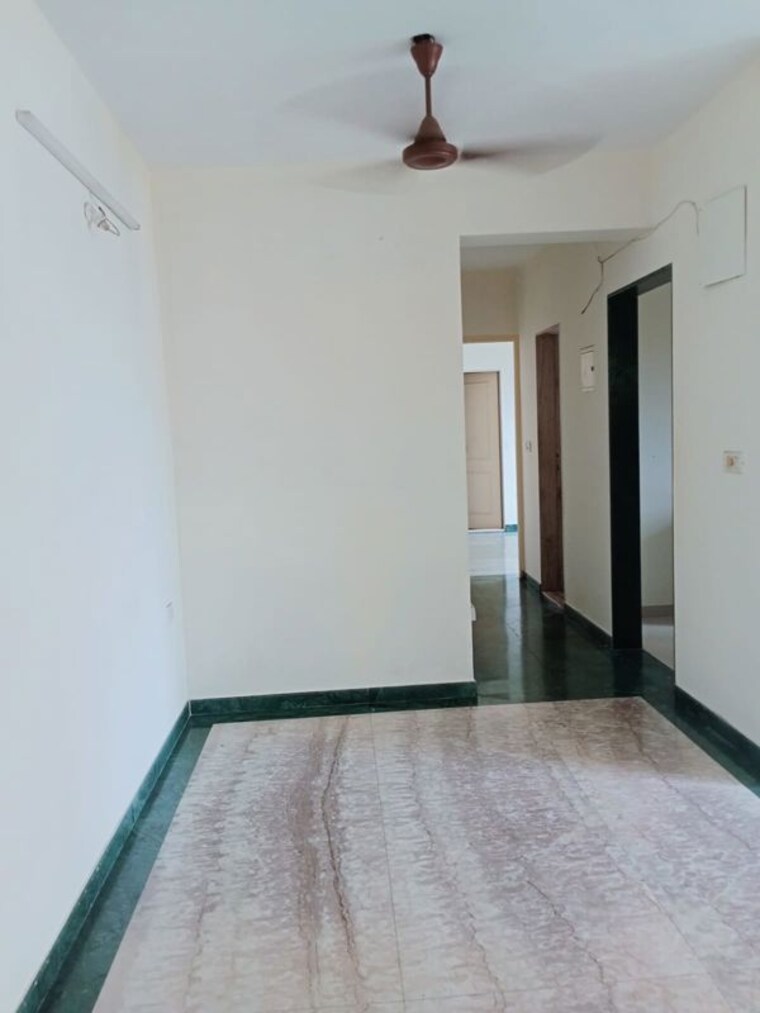 Room, hiranandani-estate 1 Bedroom 450 Sq.Ft. Apartment In Ghodbunder Road Thane 10634131