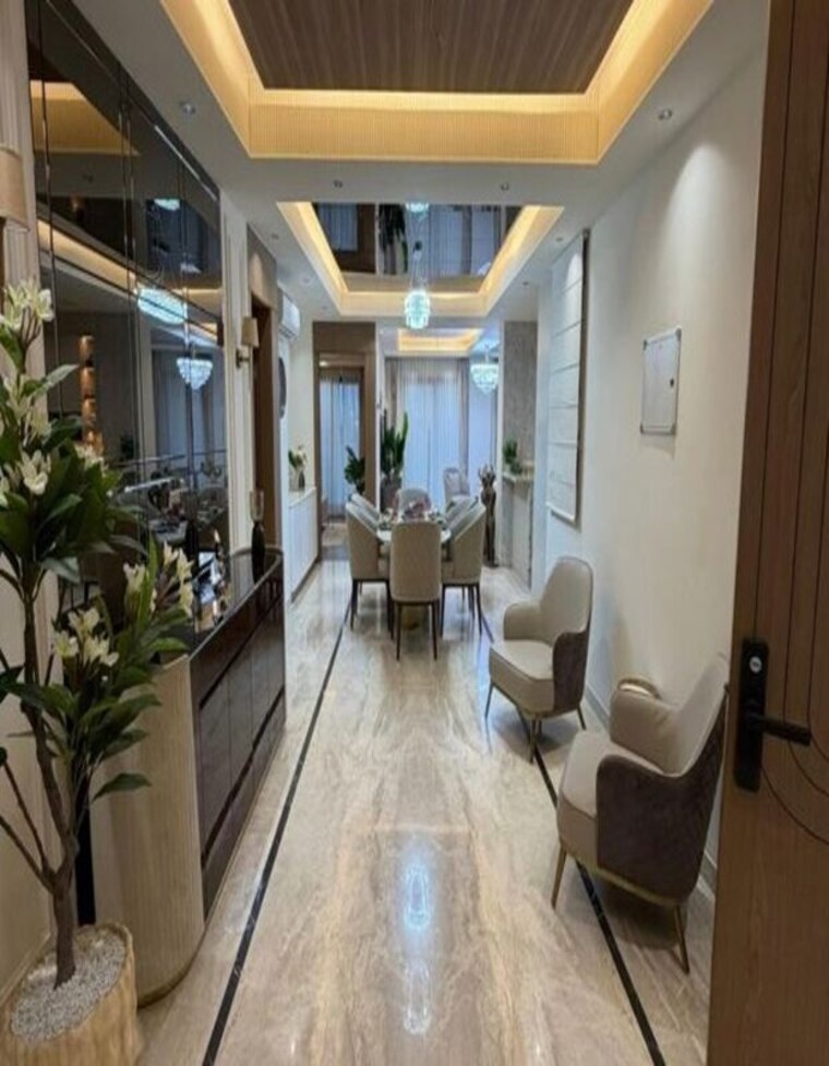 Gym, vatika-india-next-2 4 Bedroom 269 Sq.Yd. Builder Floor In Sector 88a Gurgaon 10375018