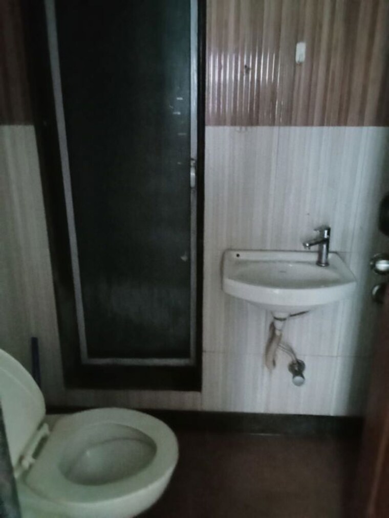 Bathroom, asha-ashok-smruti 1 Bedroom 450 Sq.Ft. Apartment In Vadavali Thane 10634141