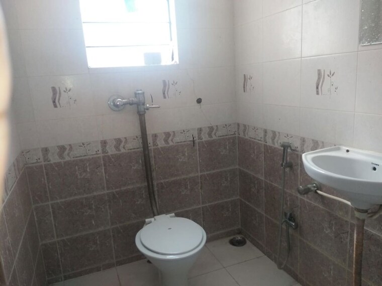 Bathroom, pune central 2 Bedroom 1250 Sq.Ft. Villa In Pune Central Pune 10634136