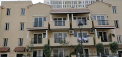 3.5 BHK + Servant Room Apartment For Sale in Emaar MGF Emerald Hills