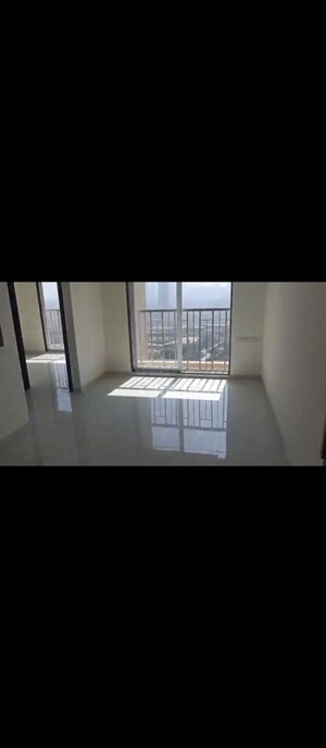 1 BHK Apartment For Rent in Metropolis Bayside, Kasarvadavali