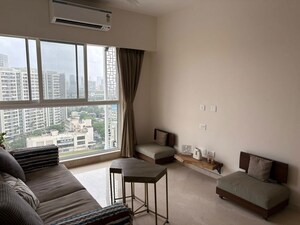 2 BHK Apartment For Sale in Bandra East
