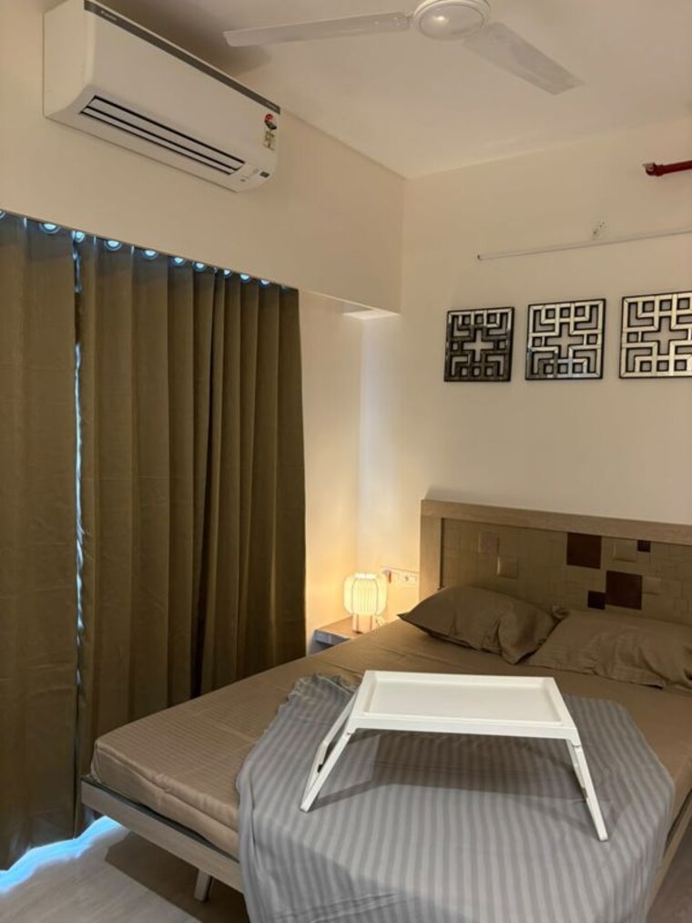 Bedroom, bandra east 2 Bedroom 659 Sq.Ft. Apartment In Bandra East Mumbai 10634121