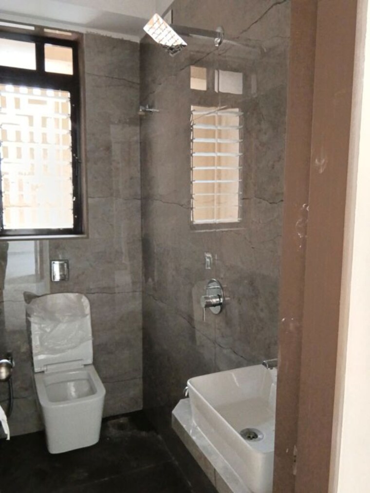 Bathroom, nutan-sandesh 2 Bedroom 547 Sq.Ft. Apartment In Ghatkopar East Mumbai 10634157