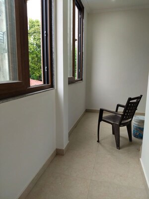 Staircase in 2 BHK Apartment at Park View Apartments Noida, Sector 29 – for Rent