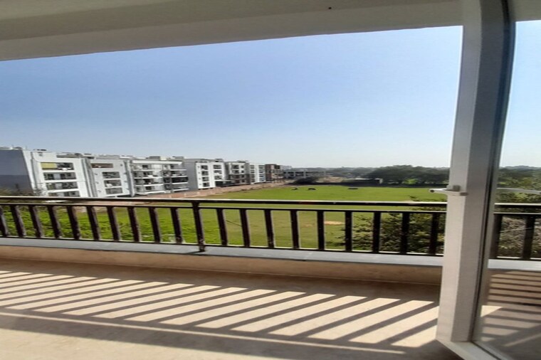 Balcony, anant-raj-ashok-estate 3 Bedroom 177 Sq.Yd. Builder Floor In Sector 63a Gurgaon 9998445