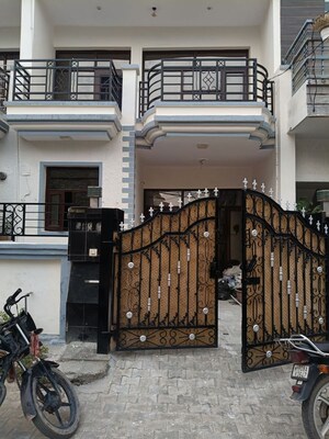 3 BHK Independent House – Exterior View View at Vip Road - for Rent